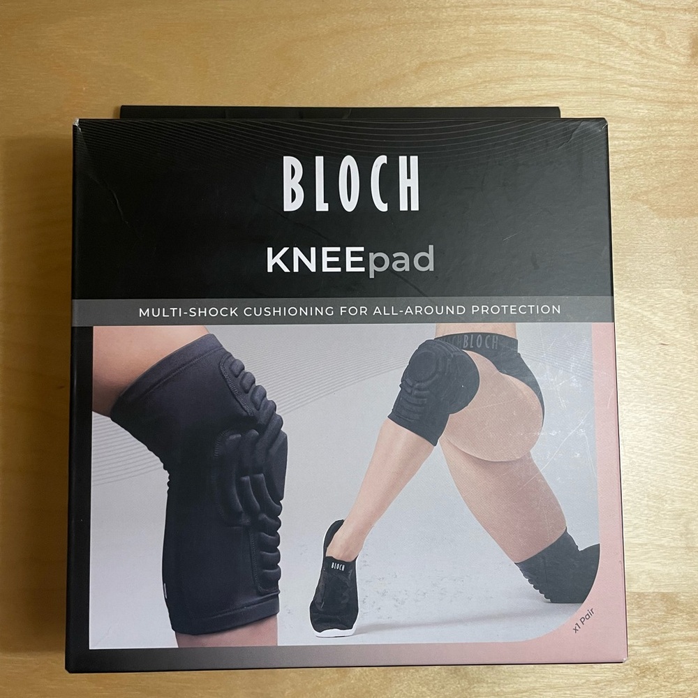 Bloch nude kneepads for dance M-L